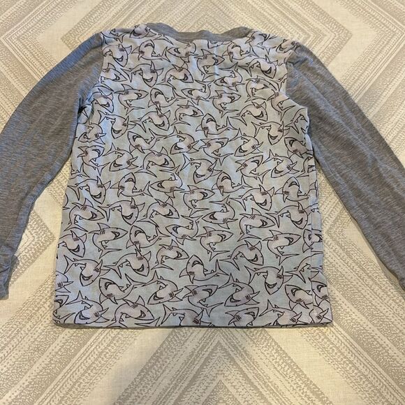 Esme Little Boys Shark Pattern Long Sleeve & Pants Pajama Set, Size 4 - Picture 5 of 7